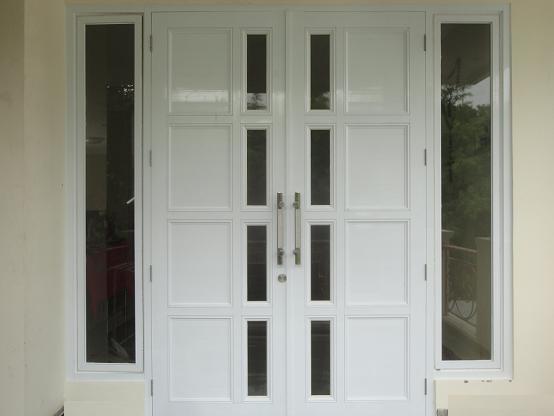 pintu utama rumah aluminium